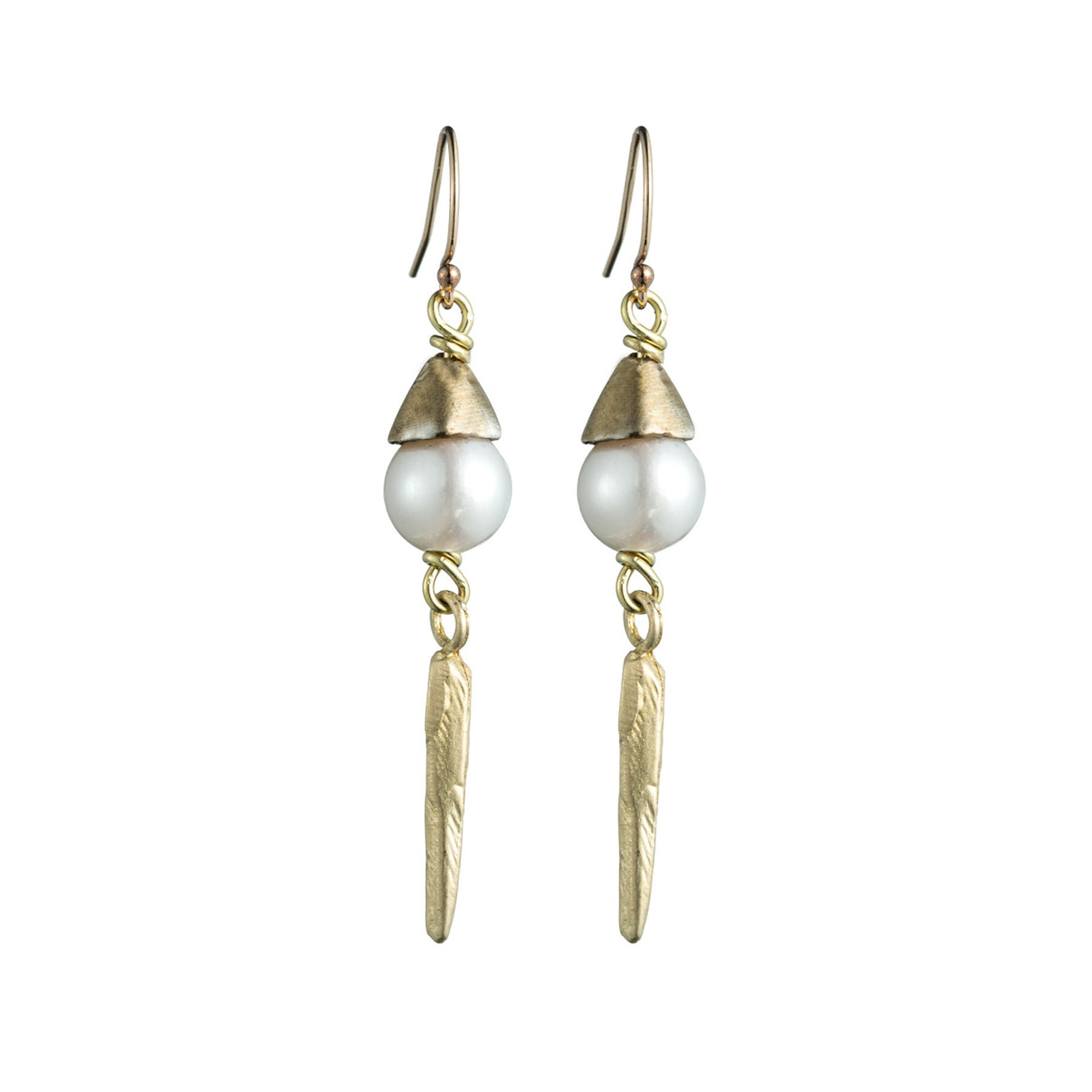 DAGGERS AND PEARLS
