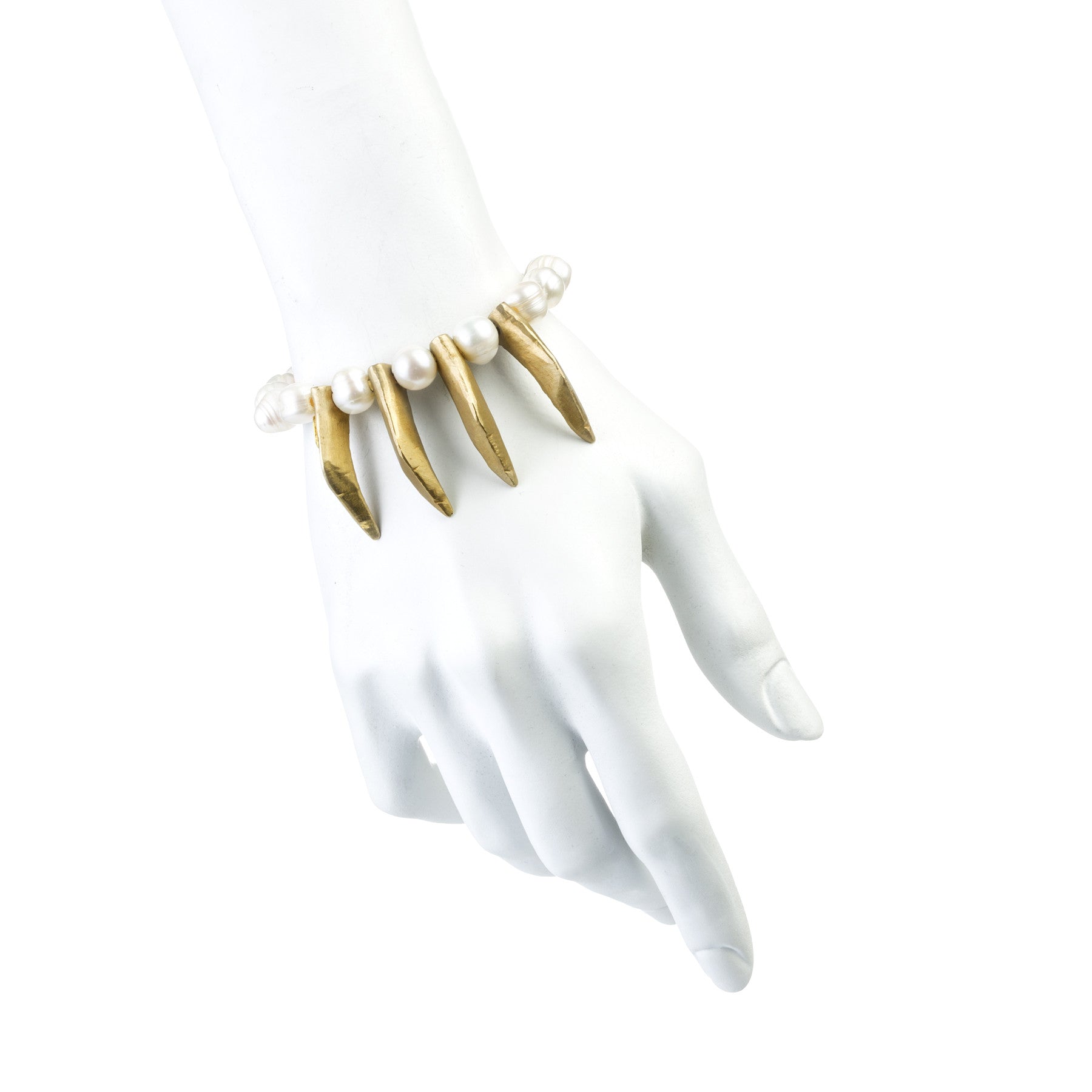 4 CLAWS AND PEARLS