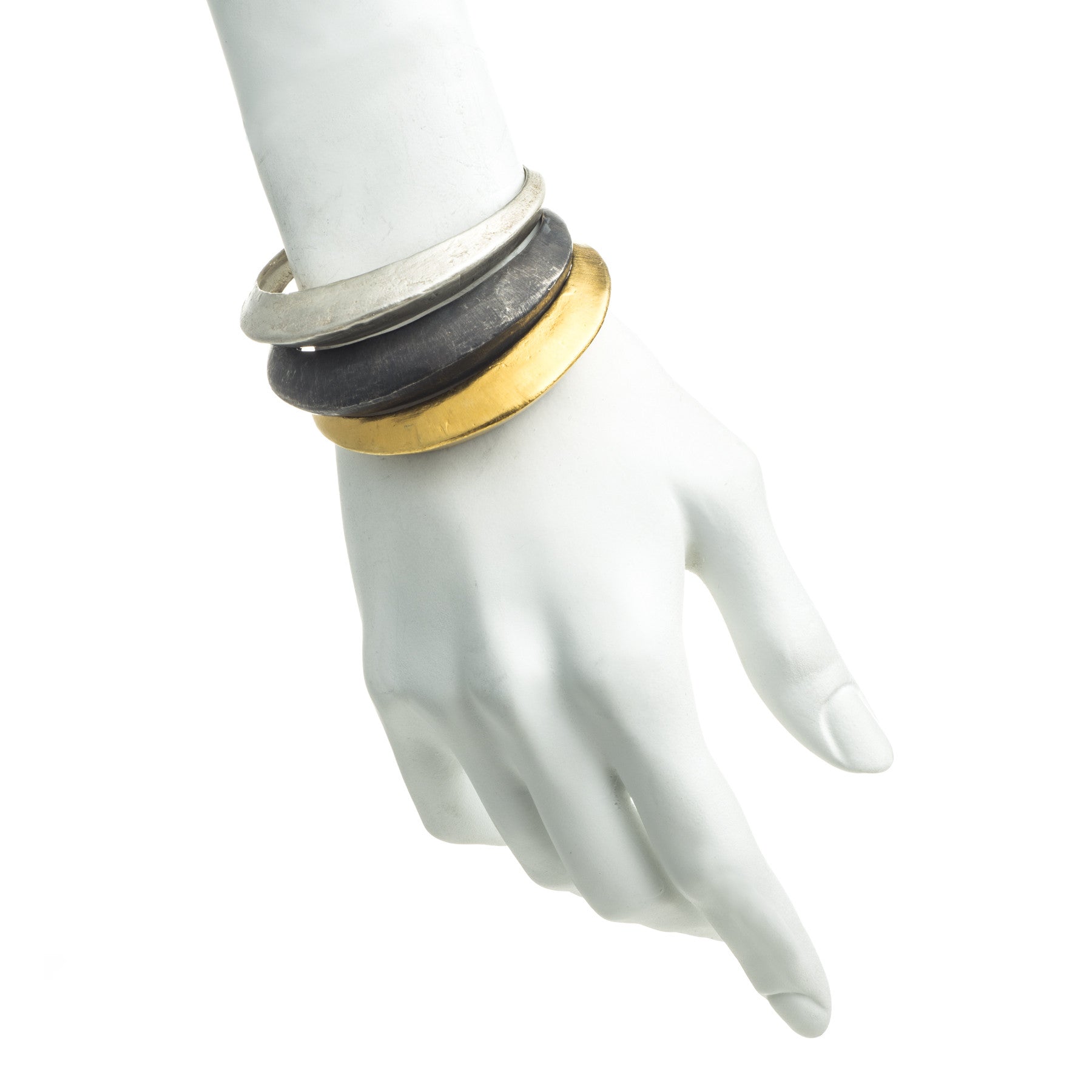TALON BANGLE