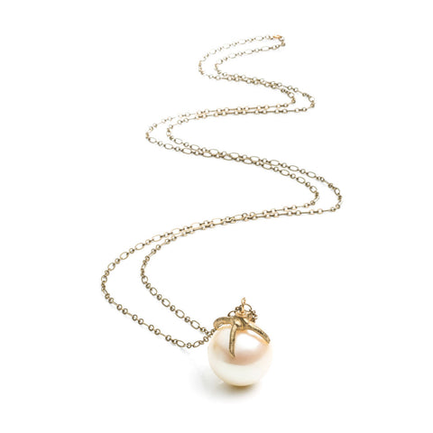 LARGEST PEARL AND CLAW